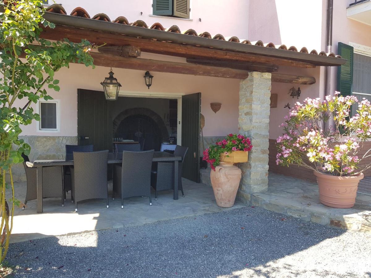 B&B Casa Fossello Montabone Bagian luar foto